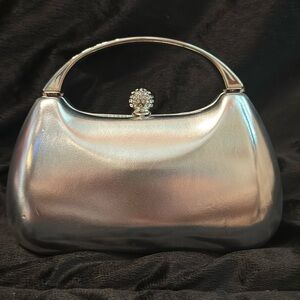 Nina Brando Silver Handbag